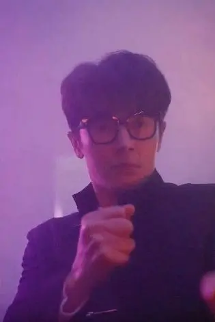 《完蛋！我被美女包围了！》：爆笑反转剧情，体验被美女环绕的甜蜜烦恼！