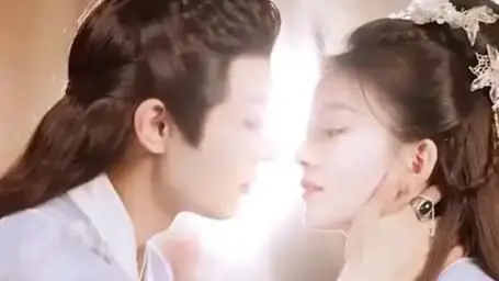 《王妃嫁到，病娇王爷又宠又撩》：甜宠升级！看傲娇王爷如何花式宠妻，齁甜剧情直击少女心！